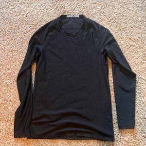 Nike Pro Men's Small Long Sleeve Black Tee
